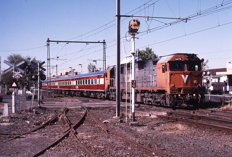 122997: Spotswood 8218 Passenger from Geelong N 475