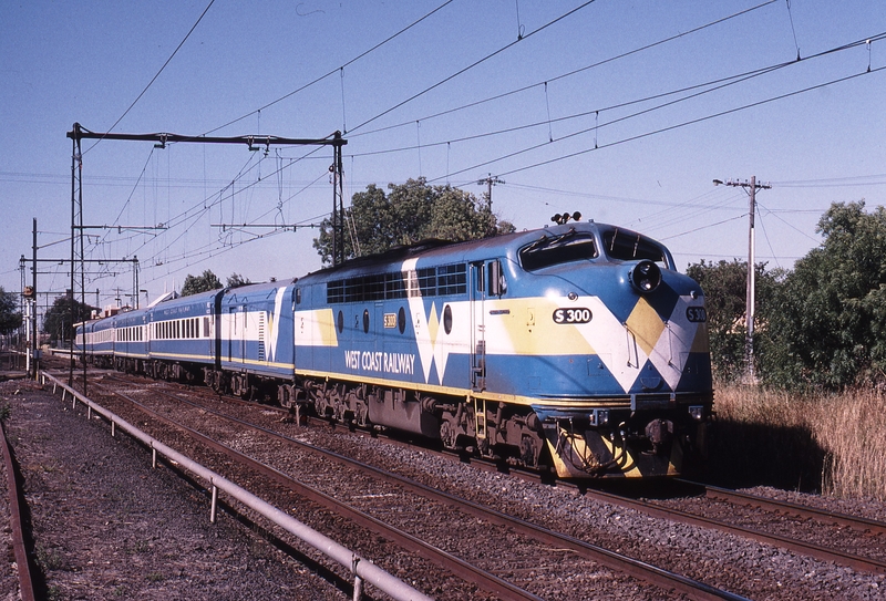 123000: Spotswood 8220 Passenger from Warrnambool S 300