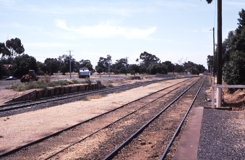 123124: Elmore looking towards Echuca