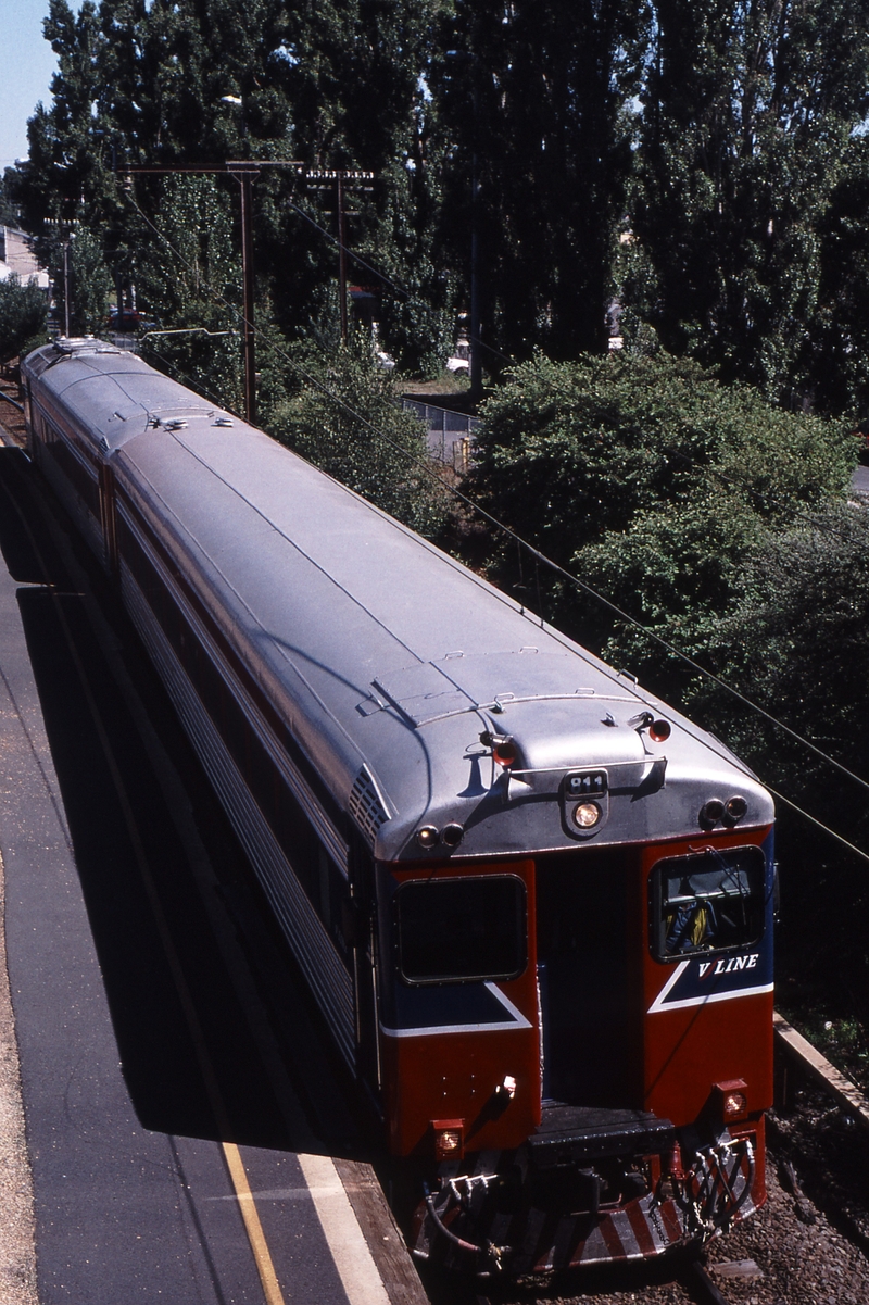 123147: Drouin 8485 Down Test Train 811 801