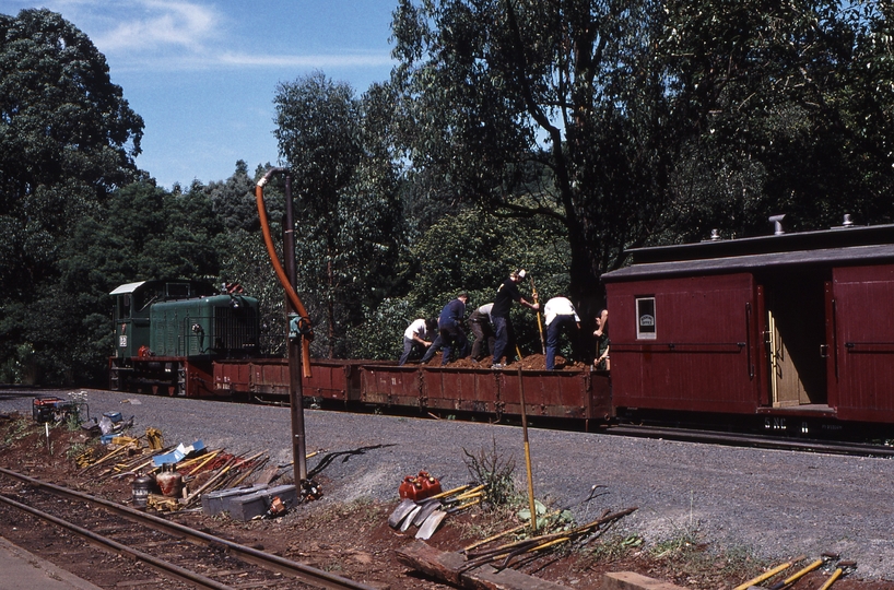 123194: Lakeside Stage 2 reconstruction in progress Work Train D 21