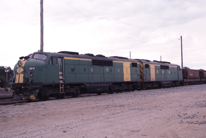 123219: Maroona Loading Ballast Train GM 42 GM 43