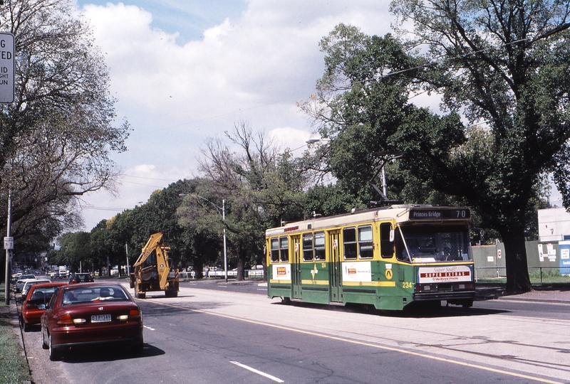 123240: Swan Street at MCG Footbridge Up Route 70 A1 234