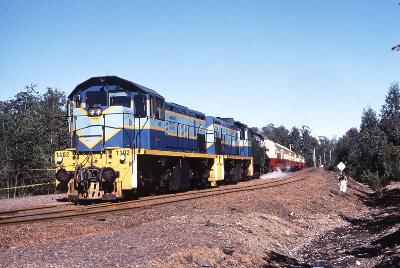 123394: Hellyer Mining Week Special to Burnie 1102 1103 M 4