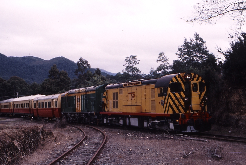 123432: Primrose Y 6 X 4 Mining Week Special to Burnie