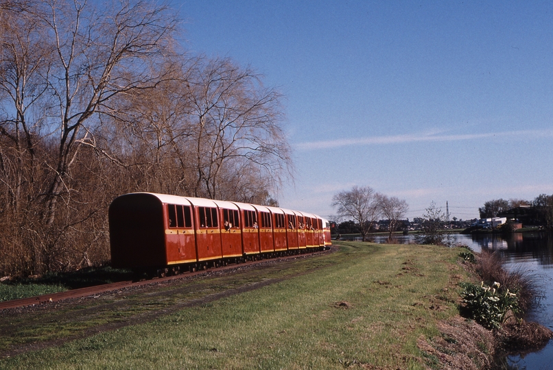 123755: Caribbean Gardens Suspension Bridge Passenger