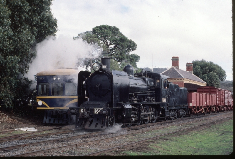 123812: Maldon 707 Down Special Passenger RM 61 and K 160 shunting