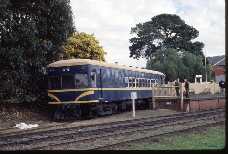 123813: Maldon Carriage Dock RM 61