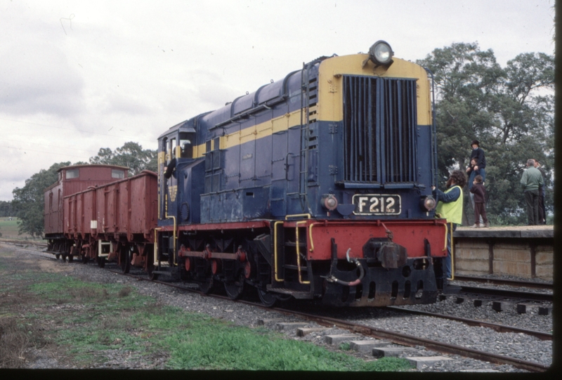 123820: Muckleford 713 Down Special Goods F 212