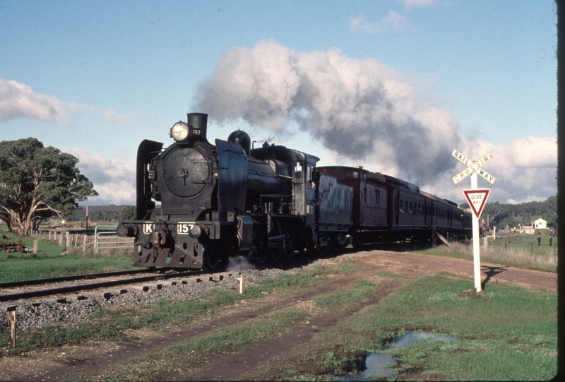 123865: Muckleford K 160 leading 123 Down Special Passenger