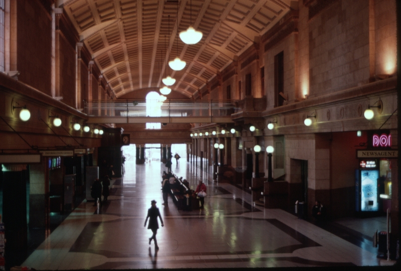 123868: Adelaide North Terrace Station Concourse