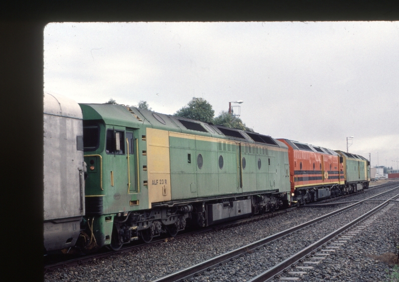 123892: Mile End Yard opposite Adelaide Rail Passenger Terminal CLF 6 CLP 14 ALF 23 shunting MP9 SCT Train