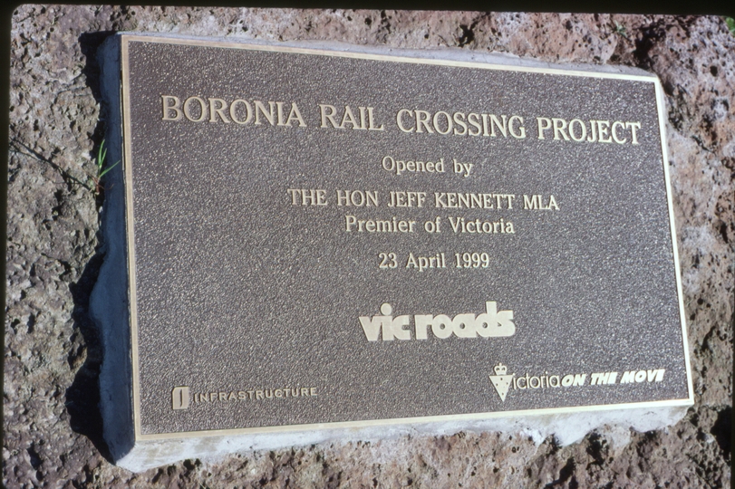 123929: Boronia Commemorative Plaque for Level Crossing Project