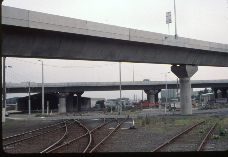 124046: Appleton Dock Junction looking North under 'Citylink' from Moonee Ponds Creek