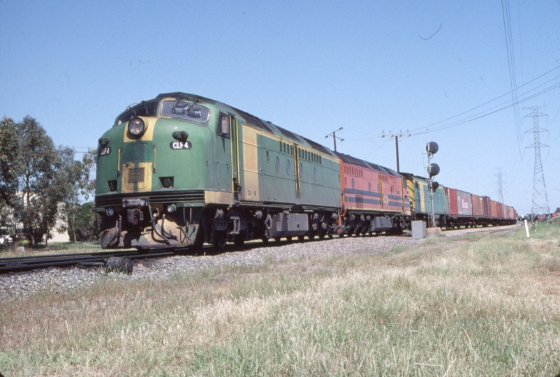 124112: Dry Creek (up side), Magazine Road Level Crossing 4MA3 Patricks Train CLF 4 CLP 13 GM 37