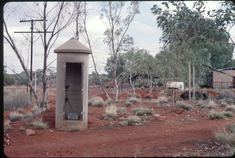 124201: Deepwell Station area looking West