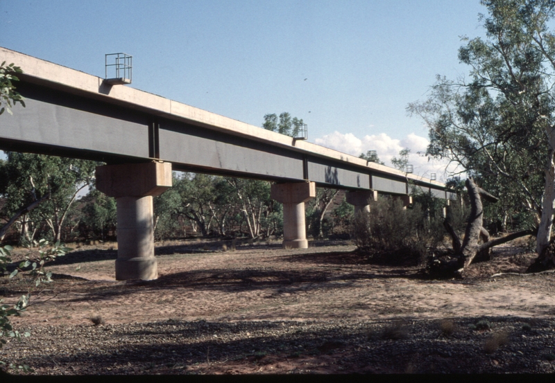 124220: Hugh River Bridge looking South