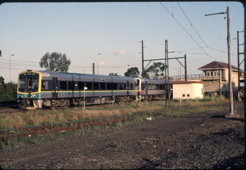 124271: Sunshine 9135 Down Ballarat Passenger 7005 7010