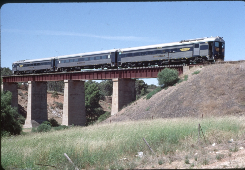 124314: km 73 Gilbert River Bridge 252 102 251 4591B Down RTA Special