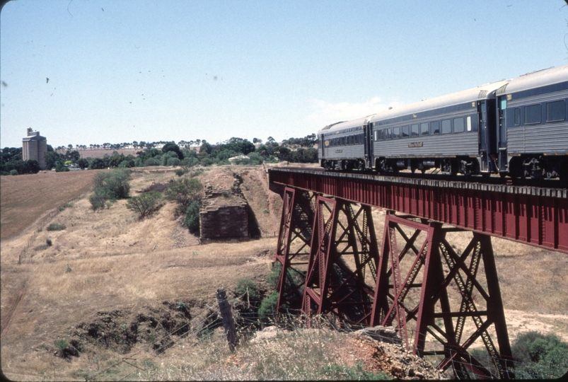 124336: Light River Bridge 251 102 252 4555B Up RTA Special