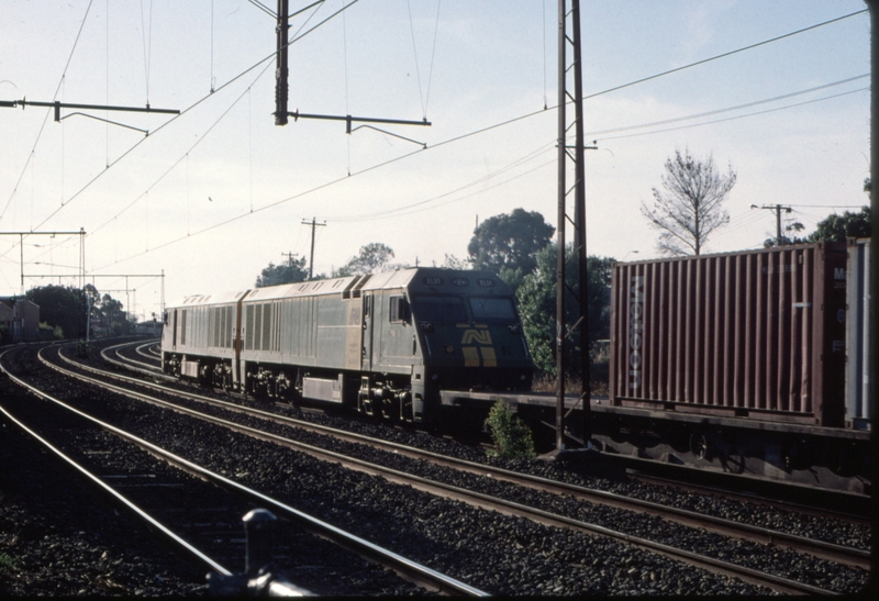 124396: Footscray (down side), Albert Street Bridge 9621 3MS7 Austrac Train EL 58 EL 51