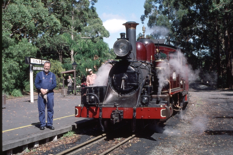 124408: Menzies Creek No 9 10:00am Down Passenger 14A Driver Frank Hussey