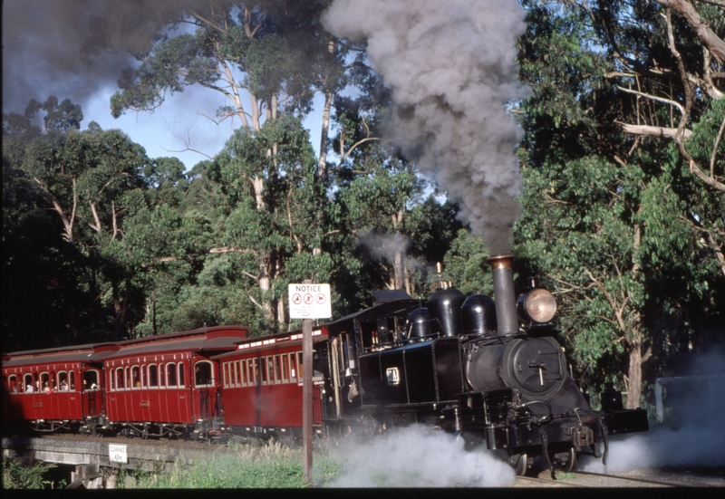 124442: Monbulk Creek Trestle No 77 Dinner Train 12A