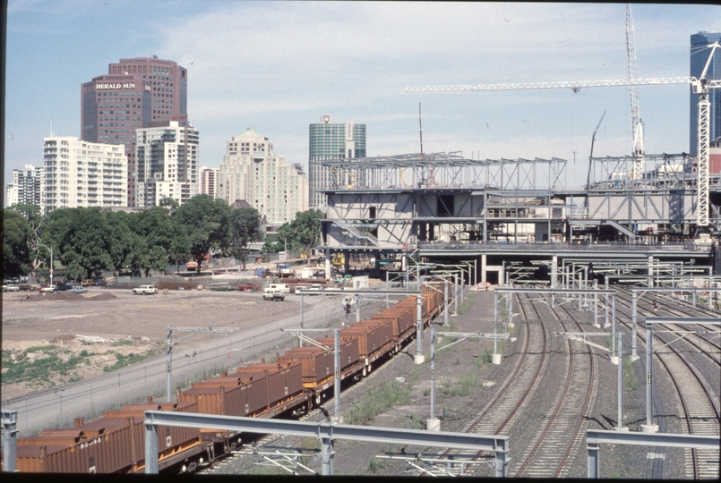 124548: Exhibition Street Bridge Down Steel Train to Long Island (BL 29 BL 30),