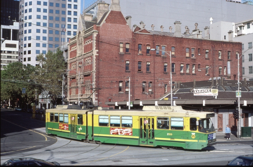 124583: Spencer Street at Bourke Street B2 2109 Route 96 from St Kilda Beach