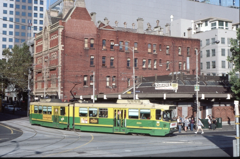 124584: Spencer Street at Bourke treet B2 2094 Route 96 to St Kilda Beach