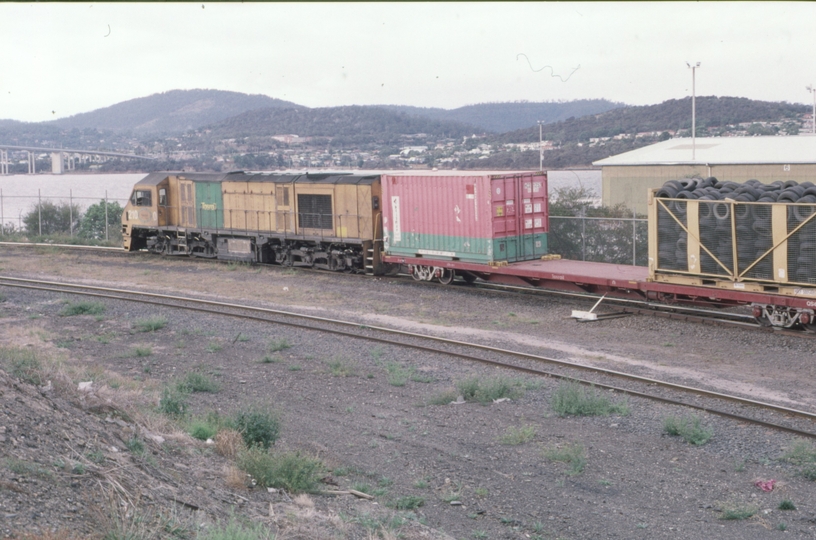 124598: Hobart (Regatta Stand), 2100 shunting 36 Freight to Burnie