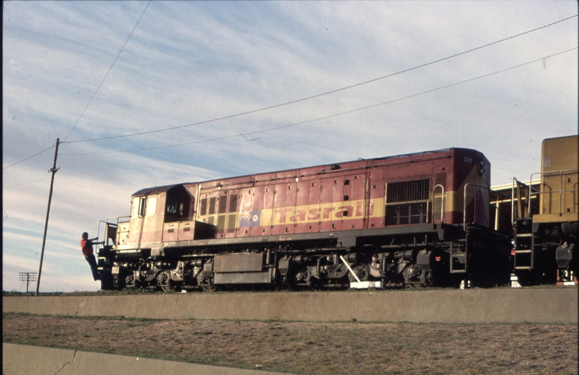 124605: Hobart (Regatta Stand), (2005 QR 2062), 2007 shunting 35 freight from Burnie