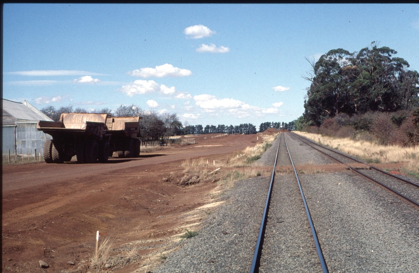 124663: Hagley West end looking East