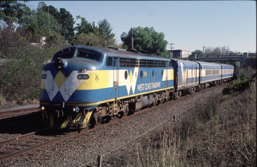 124740: 8232 Colac Up Passenger from Warrnambool B 76