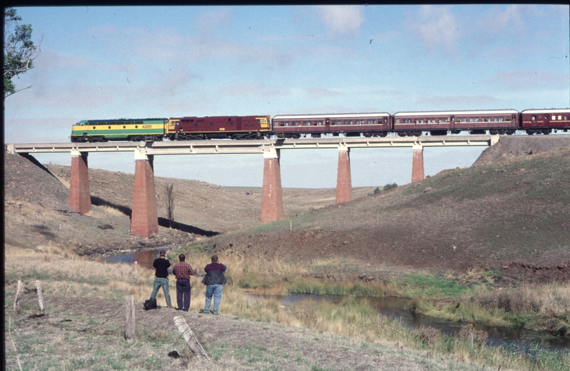 124841: Mount Emu Creek km 189 44211 4201 trailing 8706 Down NSWRTM Special