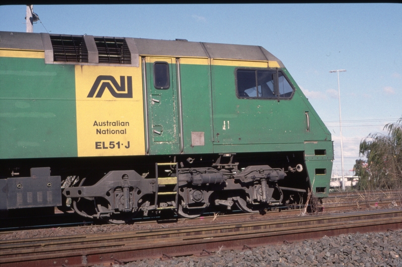 124930: North Dynon EL 51 (EL 54), shunting MS7