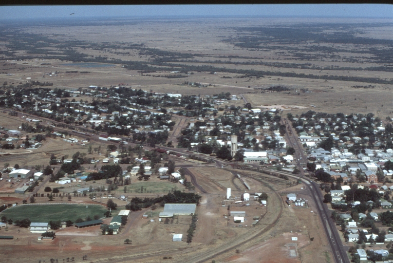 125128: Longreach looking East