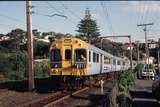 125172: Plimmerton 5:38pm Suburban from Wellington ET 3223 leading