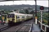 125208: Ngaio 2 32 Train from Wellington departing DM 562 trailing