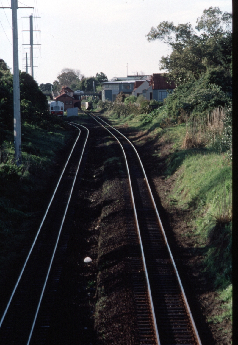 125245: Remuera 8:00am Suburban to Papakura in distance