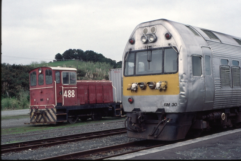 125286: Maungaturoto TR 488 Shunter and Down RES Special RM 30