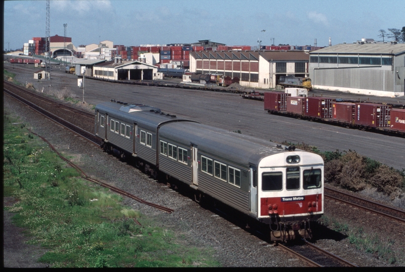 125313: Papakura 11:00am Down Papakura Suburban ADK 690 ADB 780