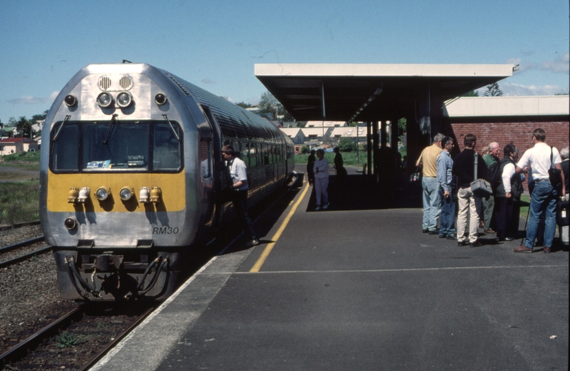 125469: Hamilton 'Kaimai Express' to Auckland RM 30