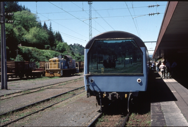 125485: Taumarunui Observation Car AO 83 at rear of 'Overlander' from Auckland to Wellington