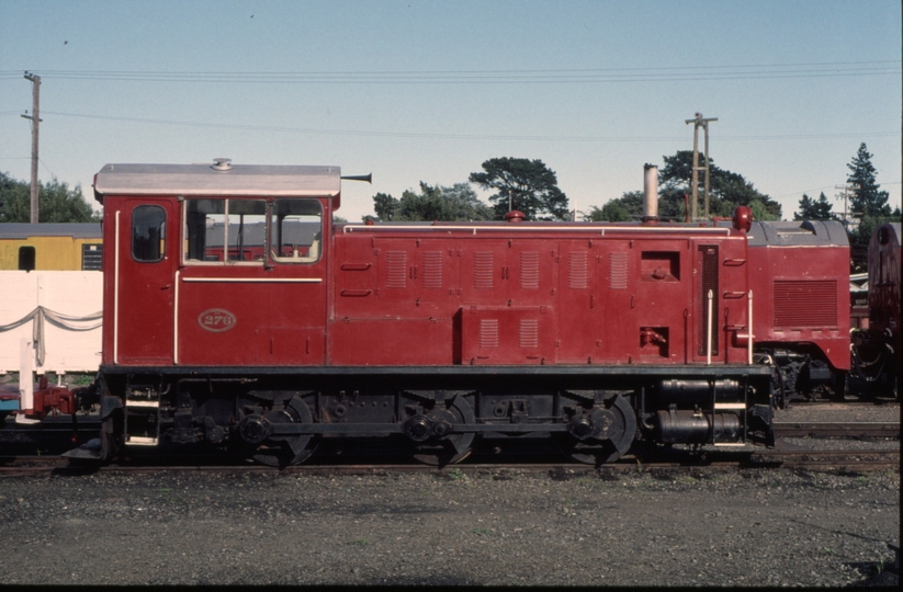 125698: Weka Pass Railway Waipara Dsa 276 TMS 822