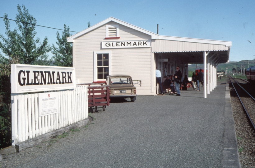 125703: Weka Pass Railway Glenmark looking North