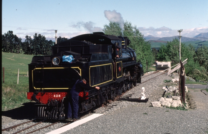 125714: Weka Pass Railway Waikari (2), A 428 running round AREA Special