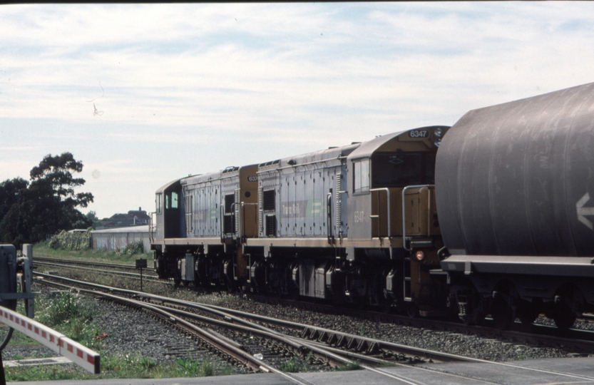 125752: Middleton Yard Matipo Street Level Crossing West Coast Coal Train to Lyttelton DQ 6376 DQ 6347