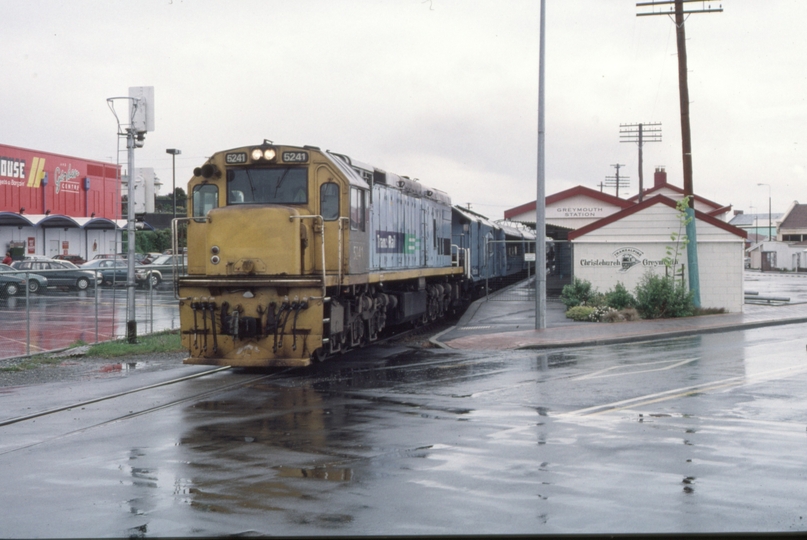 125866: Greymouth 0802 Eastbound 'Tranz Alpine DX 5241