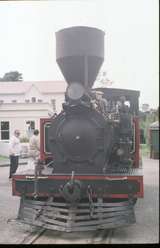 125882: Shantytown Light Engine in street 'Kaitangata'